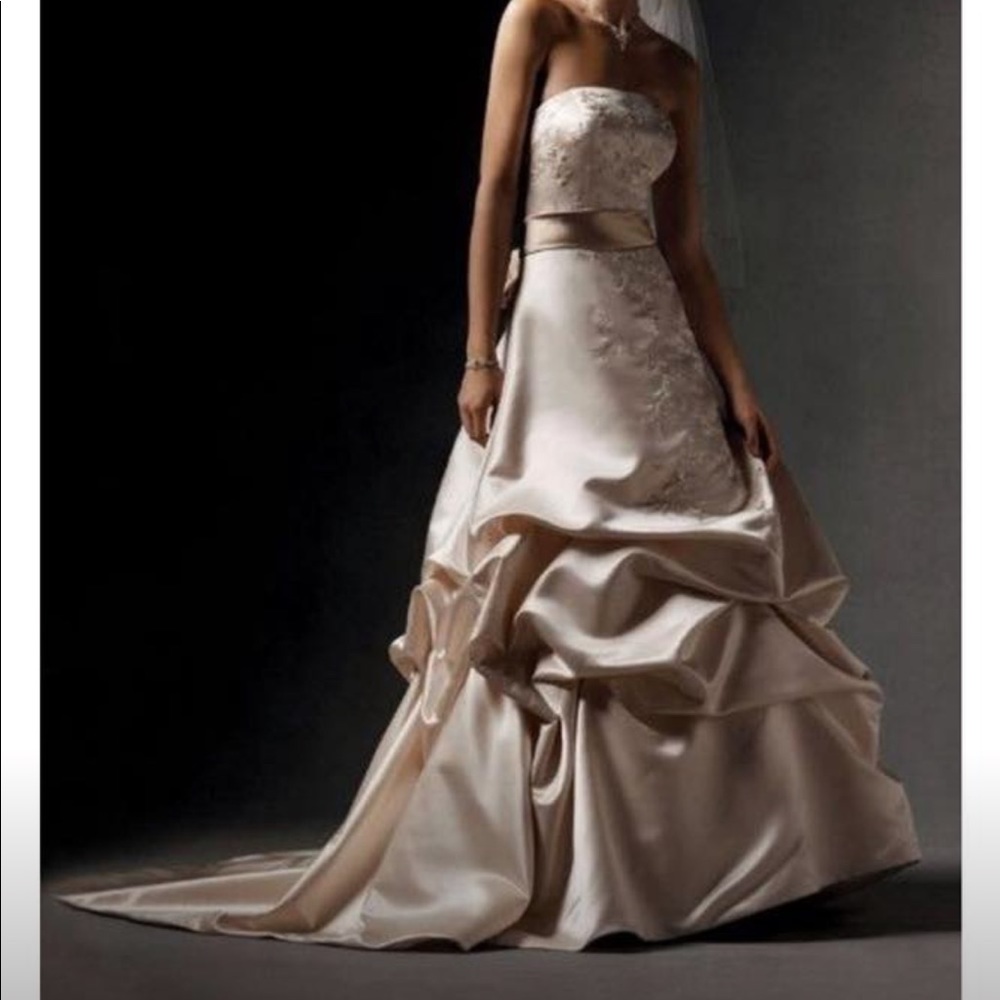Oleg Cassini wedding dress NWT